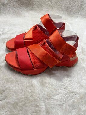 Sorel kinetic Impact Red Strappy Platform Sandal women size 8.5